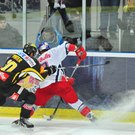 02122011eishockeymbaktivnews036.jpg