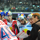 02122011eishockeymbaktivnews074.jpg