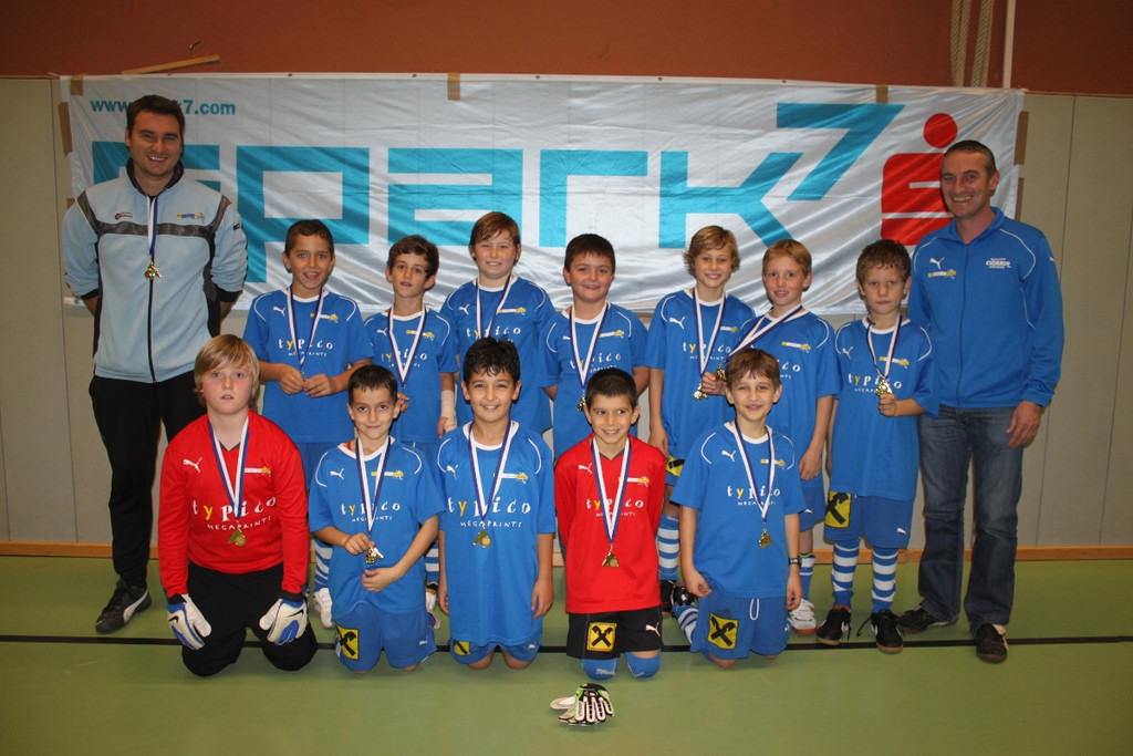 Fu__ball Nachwuchs U 11 HALLE 03-12-2011 _2__jpg-1323004430