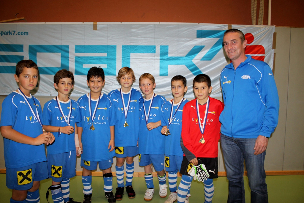 Fu__ball Nachwuchs U 11 HALLE 03-12-2011 _4__jpg-1323004435