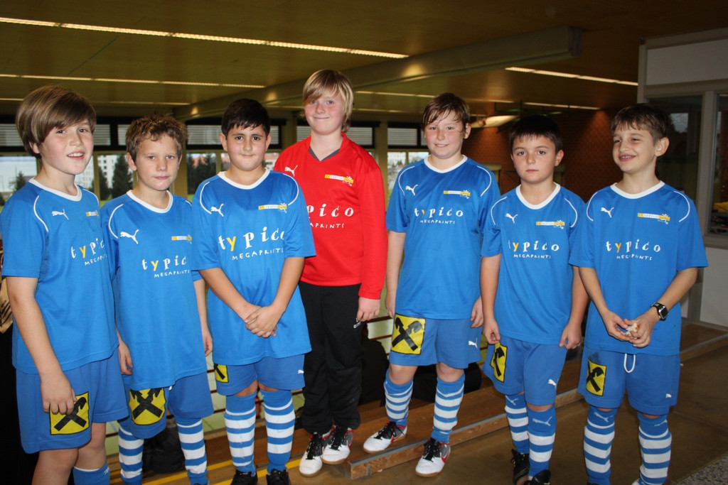Fu__ball Nachwuchs U 11 HALLE 03-12-2011 _8__jpg-1323004450