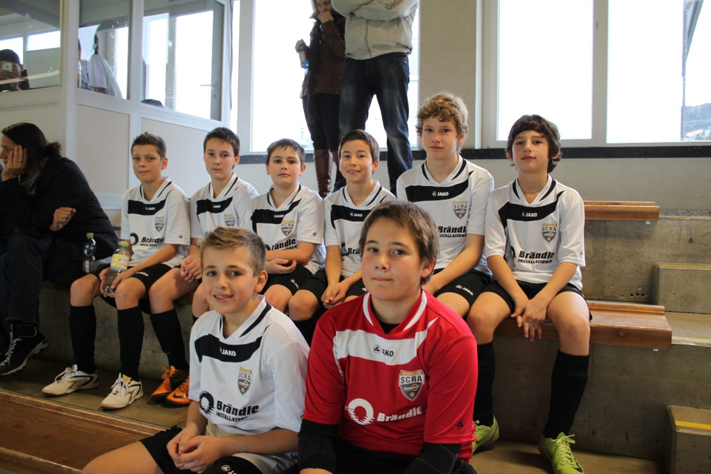 Fu__ball Nachwuchs U 13 HALLE 27-11-2011 _4__jpg-1323004494