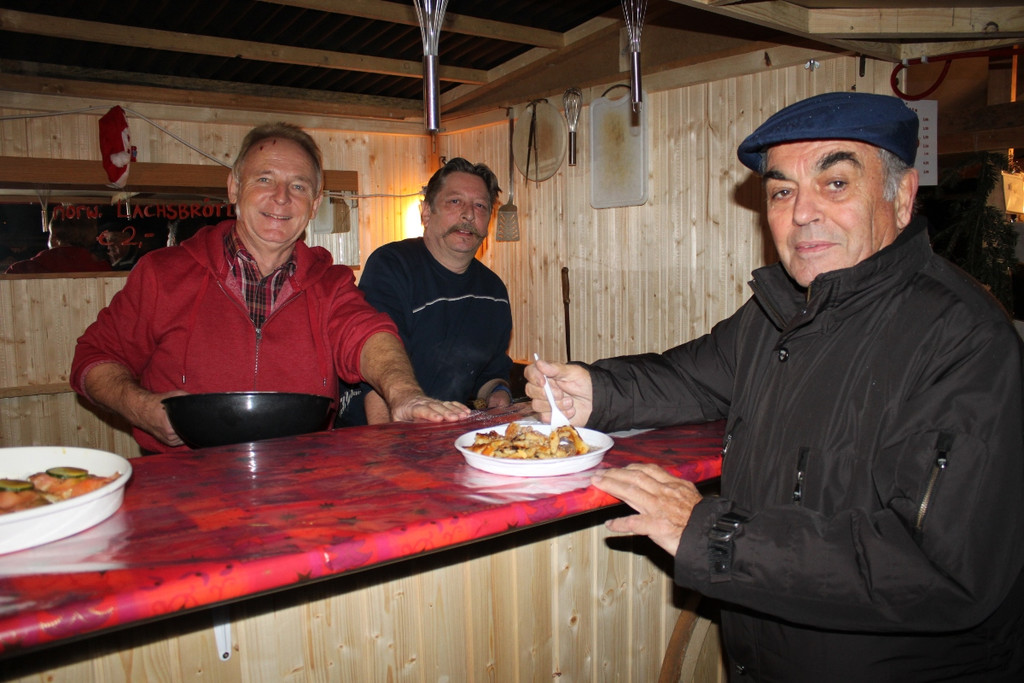 Adventzauber A Pfarrplatz 04-12-2011 _12__jpg-1323031690