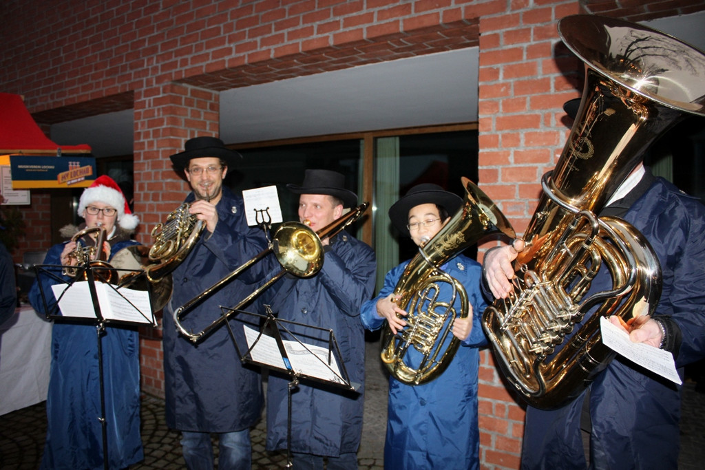 Adventzauber A Pfarrplatz 04-12-2011 _4__jpg-1323031632