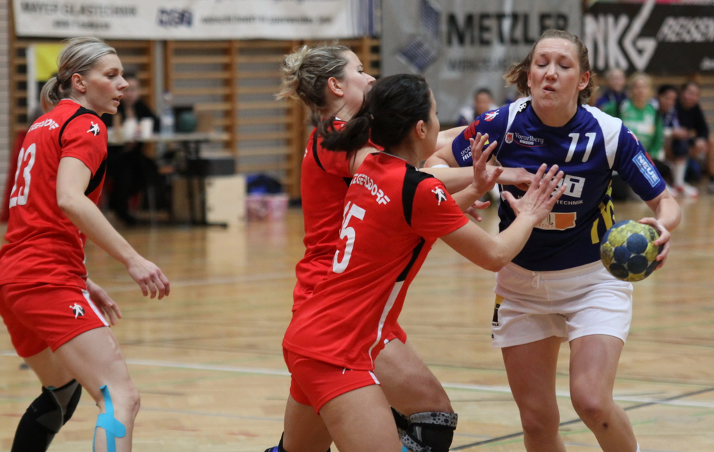 Handball Damen FK 2011 011_jpg-1323032945