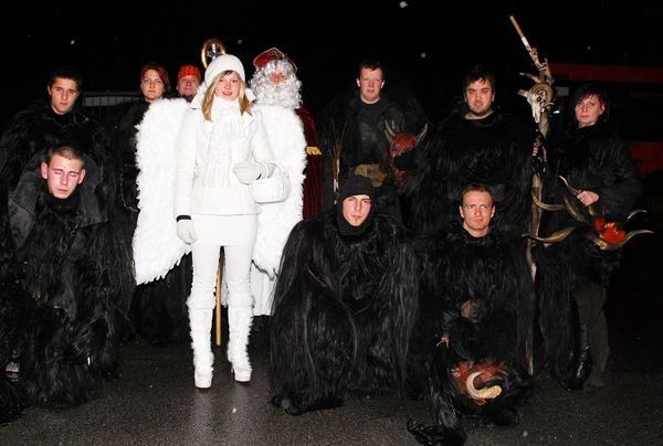 normal_03122011fmt_Krampusslauf1ex_0004.JPG