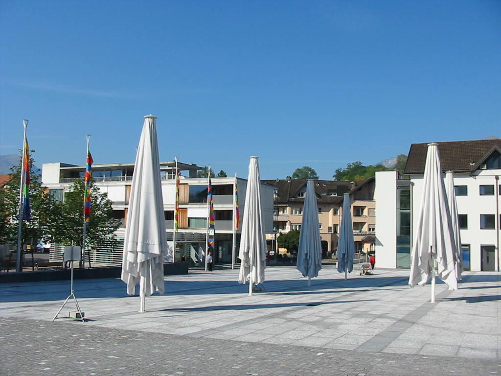 Sonnenschirme_JPG-1323091365