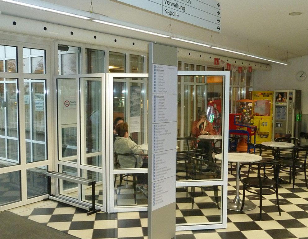 Spital14aCafe_jpg-1323167389