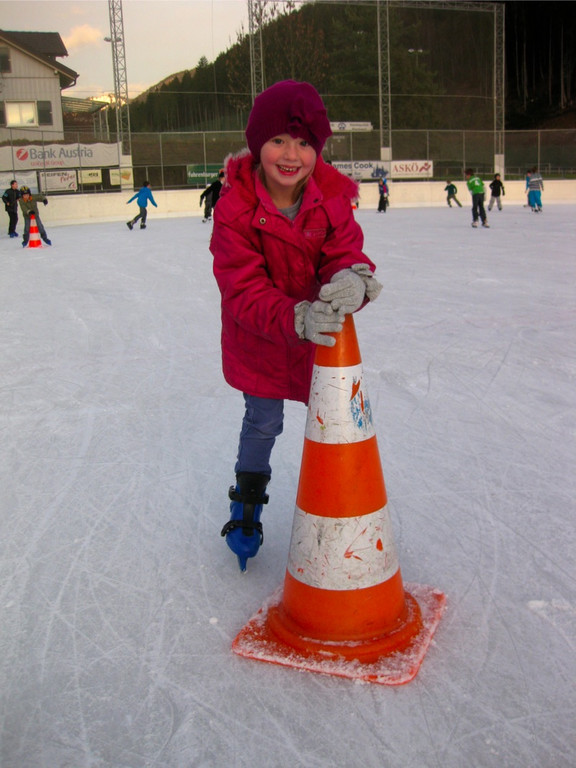BK_eislaufen_gastra_2011 8_jpg-1323469474