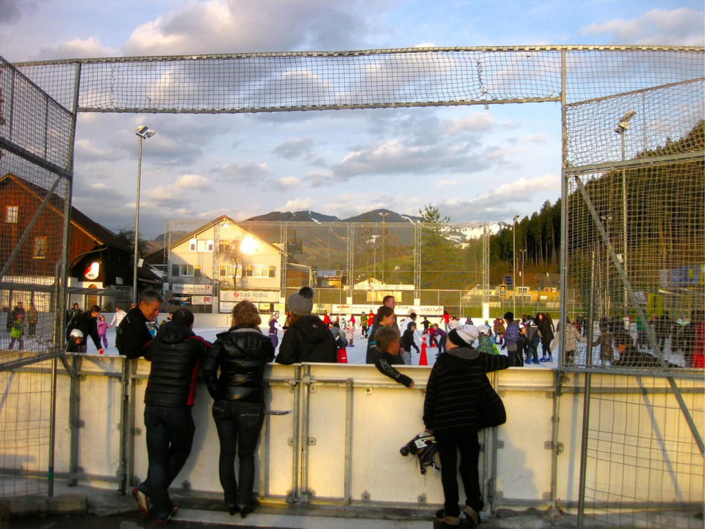 BK_eislaufen_gastra_2011 1_jpg-1323469434