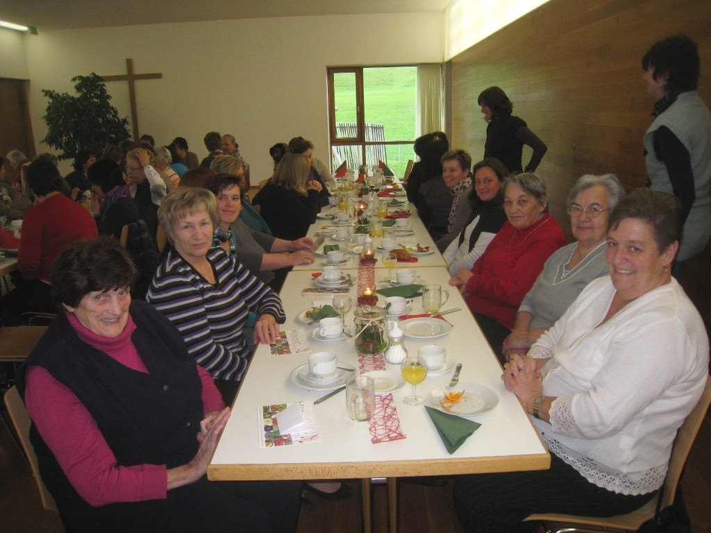 Baeuerinnen Leiblachtal Fruehstueck 2011 _15__jpg-1323588707
