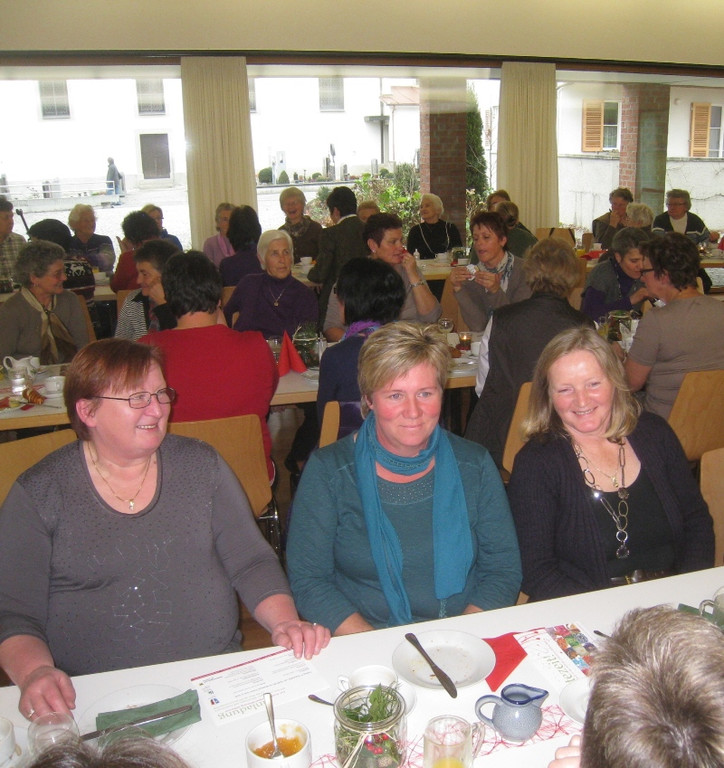 Baeuerinnen Leiblachtal Fruehstueck 2011 _16__jpg-1323588712