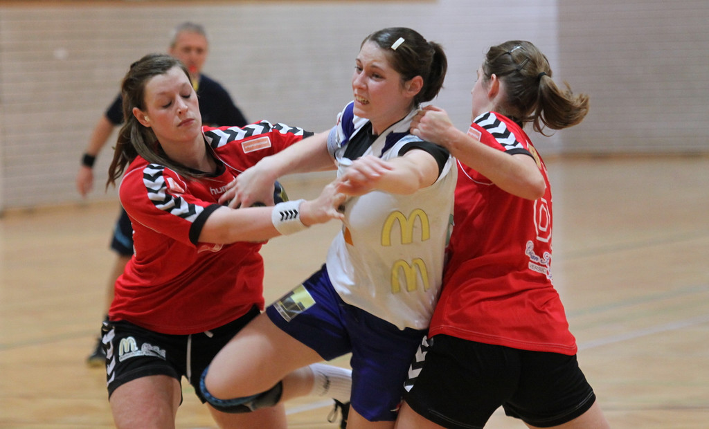 Handball Da_ und Hr_ FK   2011 128_jpg-1323596350