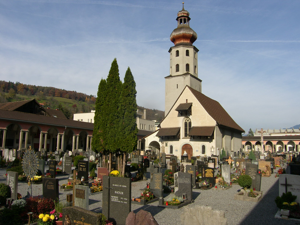 SH105683_JPG-1323618946