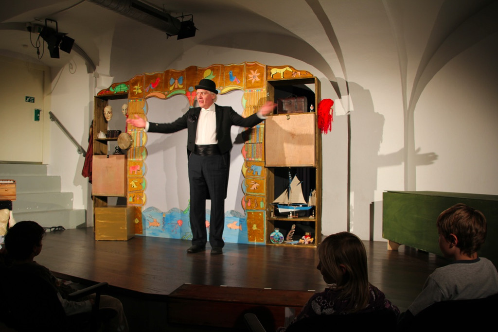 BK_theaterderfigur_jpg-1323633468