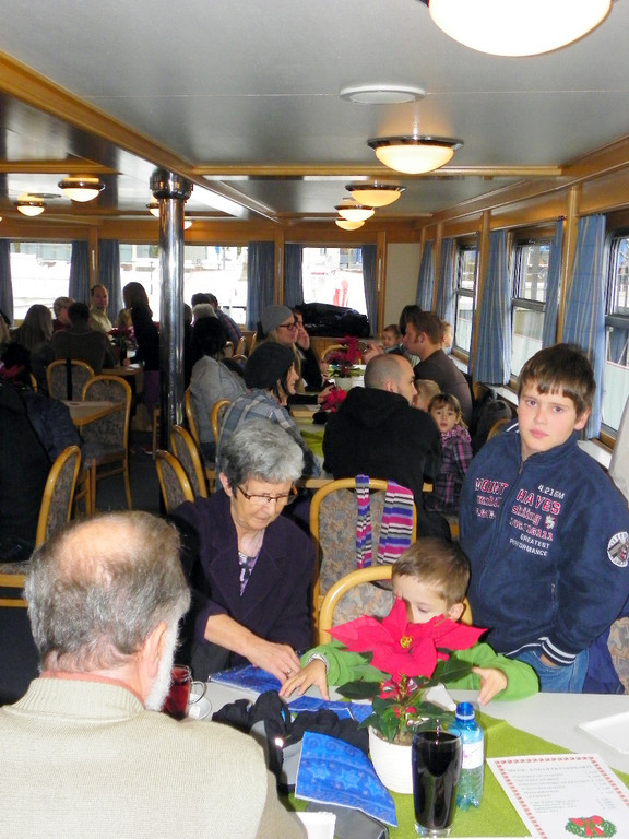 108_0481_jpg-1323634595