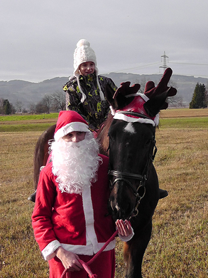Same_Santa3.jpg