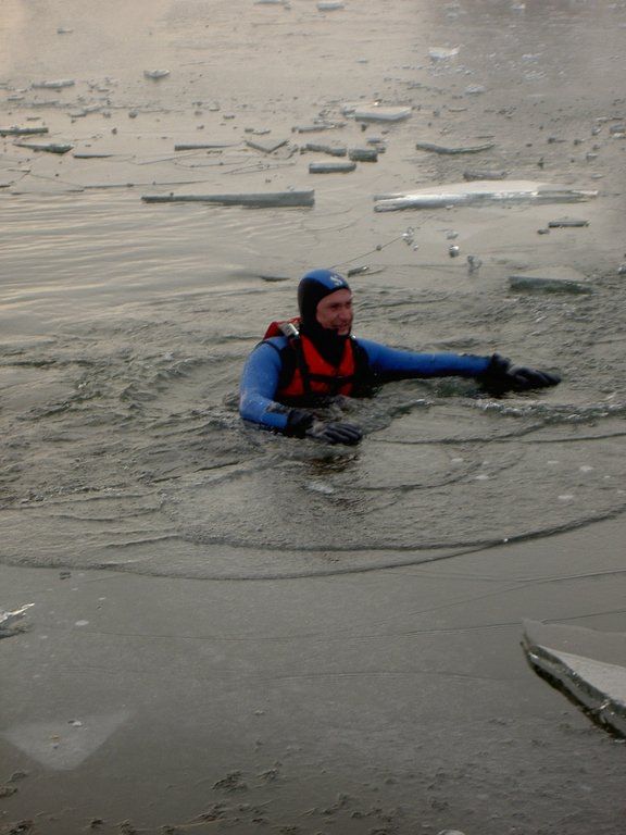eisrettung3.JPG
