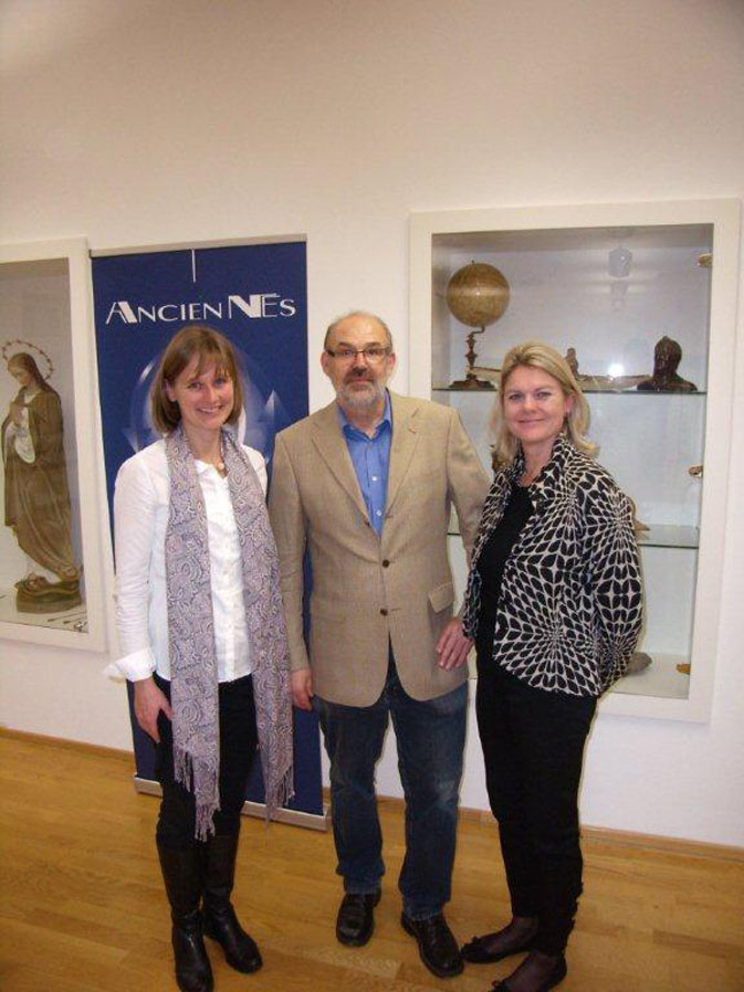 riedenbg_no_childs04_jpg-1323794575