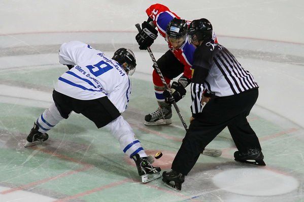 normal_13122011fmt_oilerskundl_ta_004.jpg