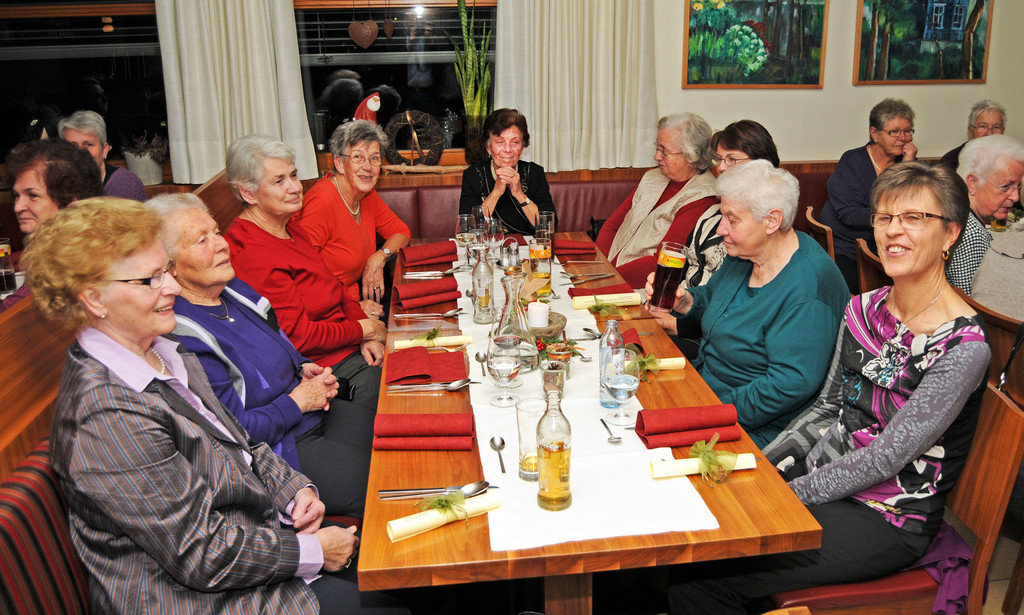 Frauenspende H__chst 12_12_2011 19_jpg-1323884224