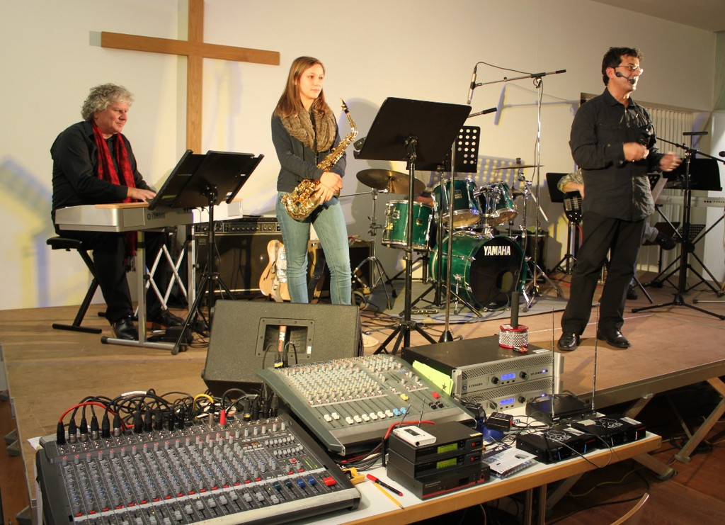 X Mass Jazz MSL 2011 _17__jpg-1324126748