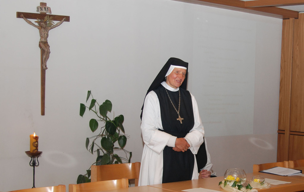 brem_hildegard_jpg-1324143150