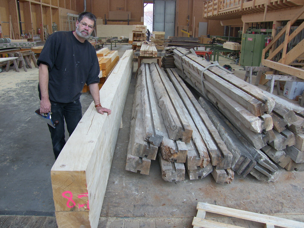 SH105343_JPG-1324198836