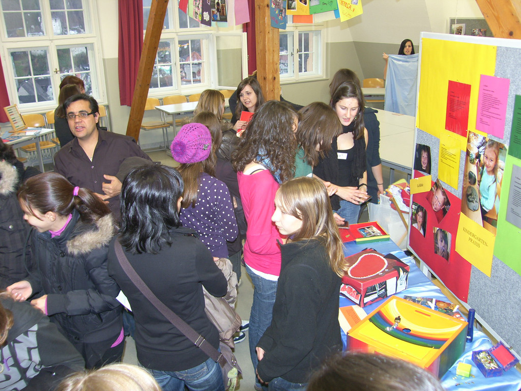 SH106223_JPG-1324200610