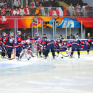17122011salutetwombaktivnews049.JPG