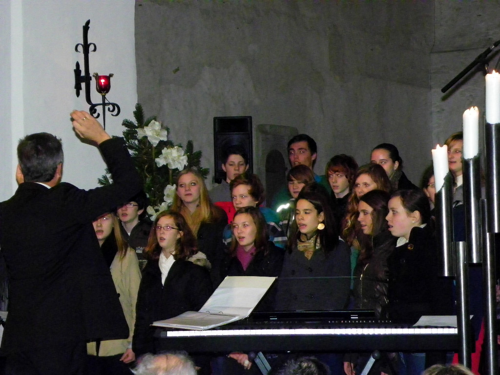 113_4688_JPG-1324253718