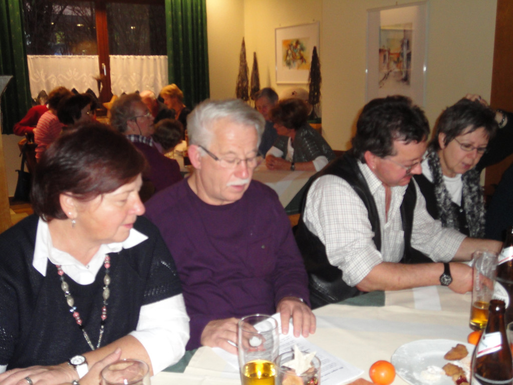 Adventfeier 8_12_2011 046_JPG-1324330215