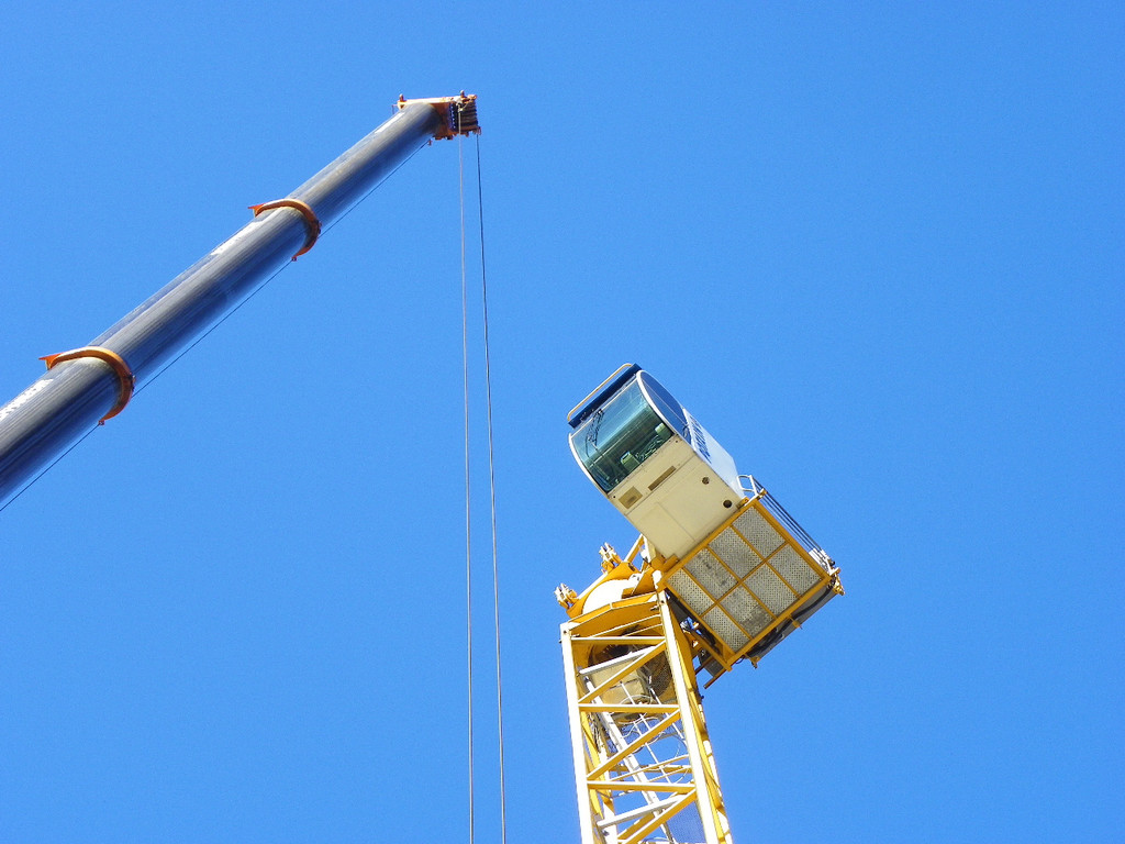 113_2005_JPG-1324339938