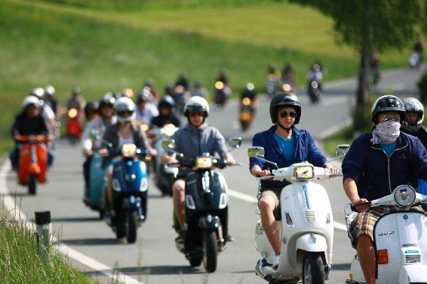 vespa-rollerweihe-s24.jpg