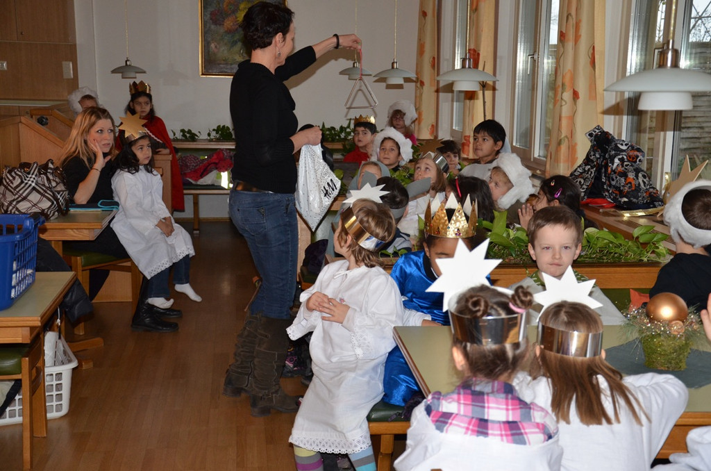 Kindergarten Gartenstra__e Krippenspiel 2011 _3__JPG-1324480879