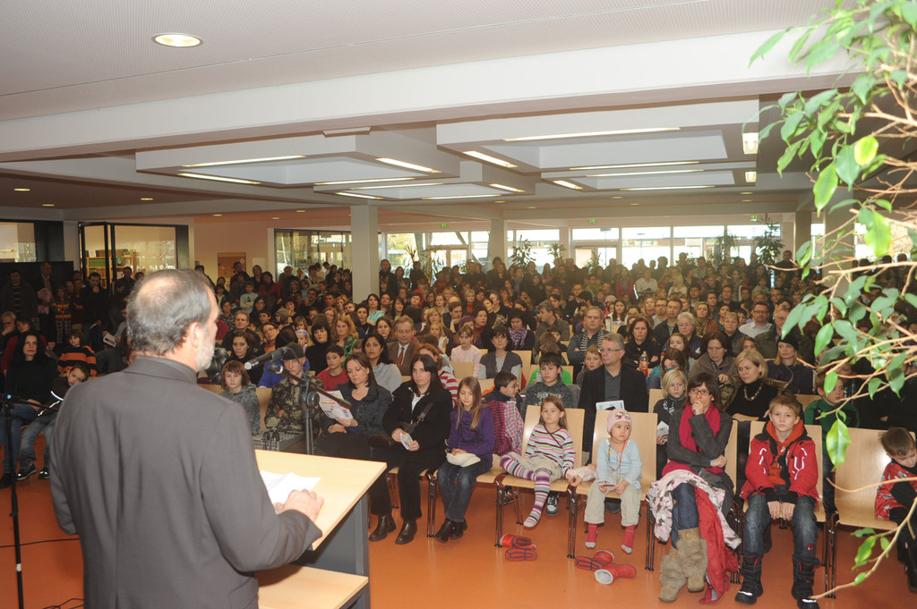 BG_ToT10 _21__jpg-1324483509