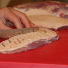Fleisch einschneiden.JPG