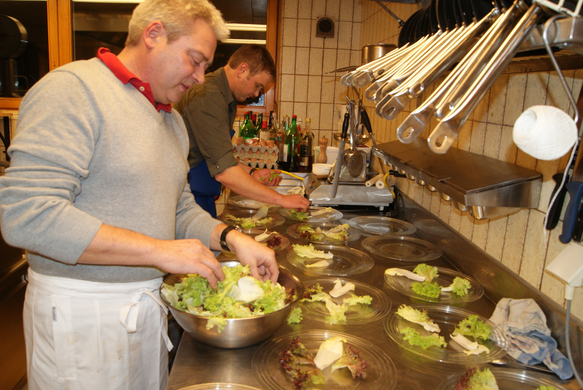 Salat - Vorbereitung.JPG