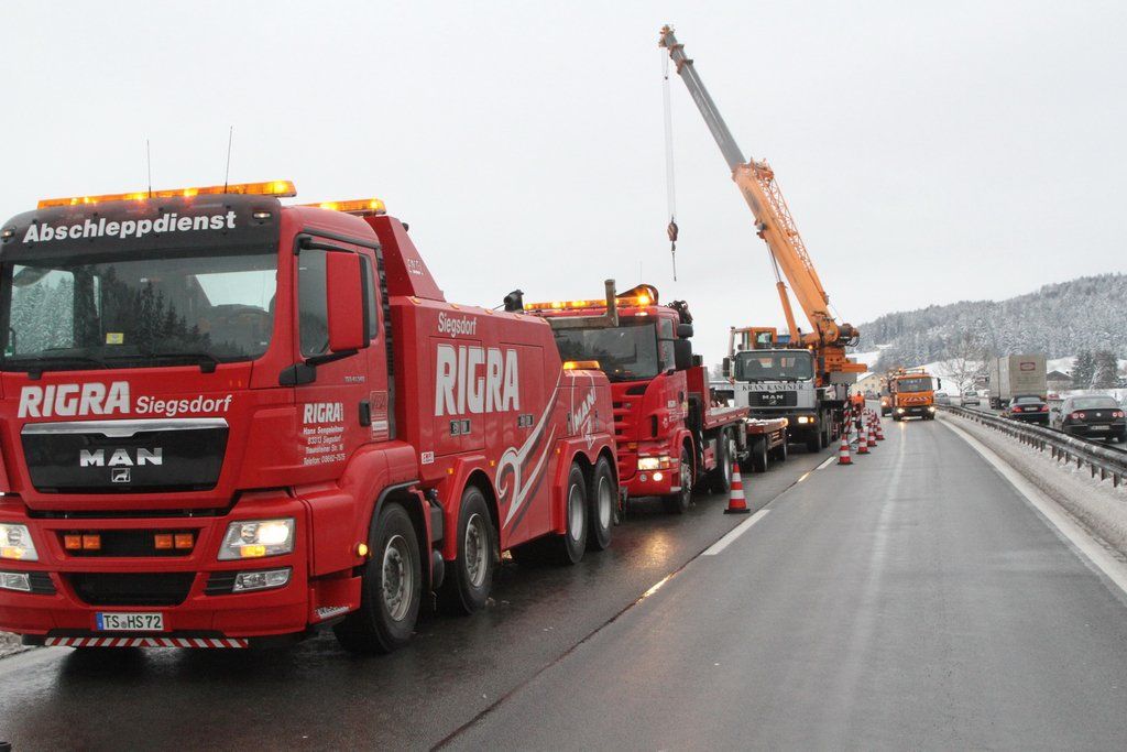 22122011lkwbergungffaktivnews_014.jpg