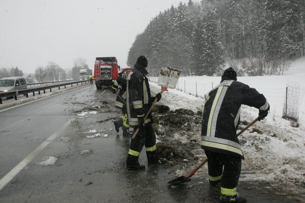 22122011lkwbergungffaktivnews_146.jpg