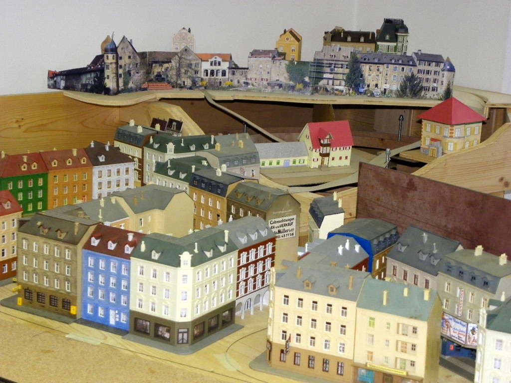 108_3344_jpg-1324599428