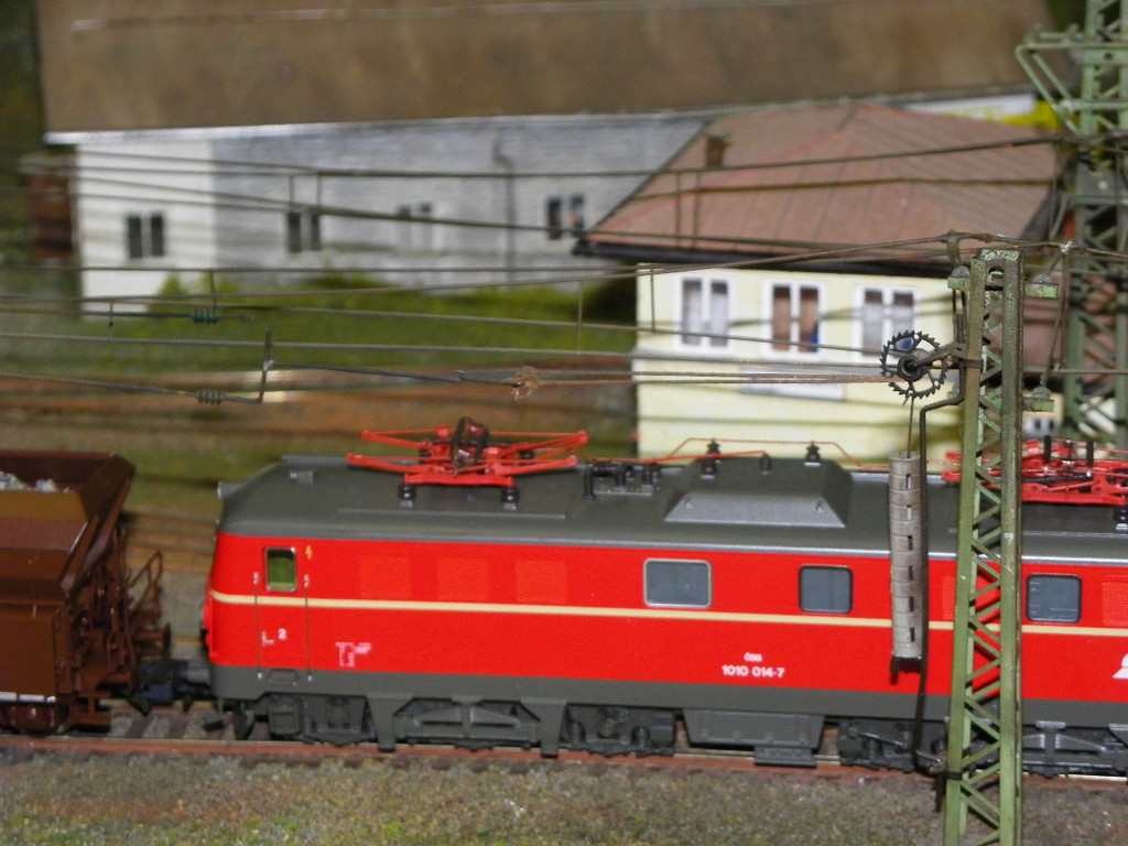 108_3348_jpg-1324599446