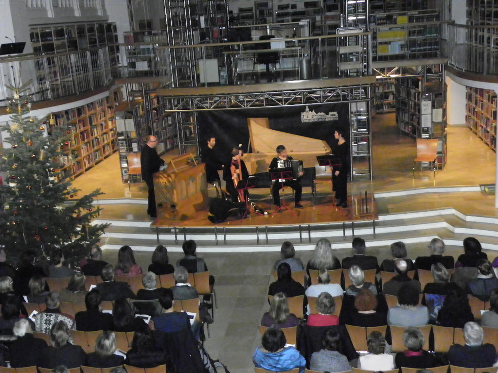 113_5016_JPG-1324601070