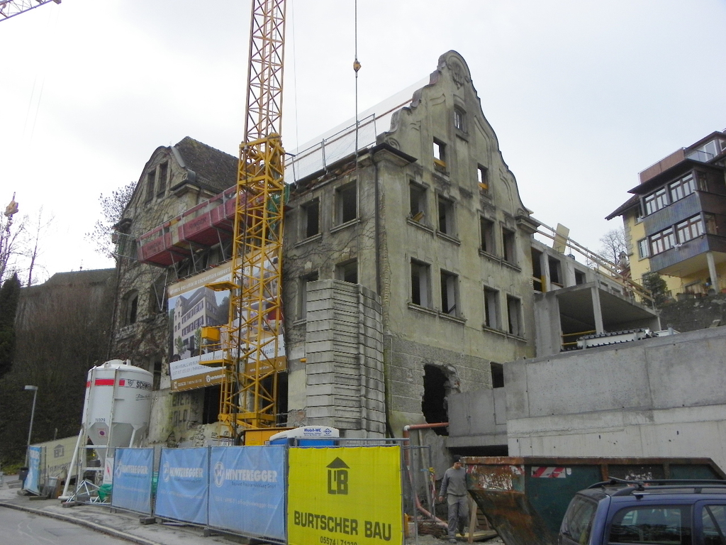 113_4886_JPG-1324943521