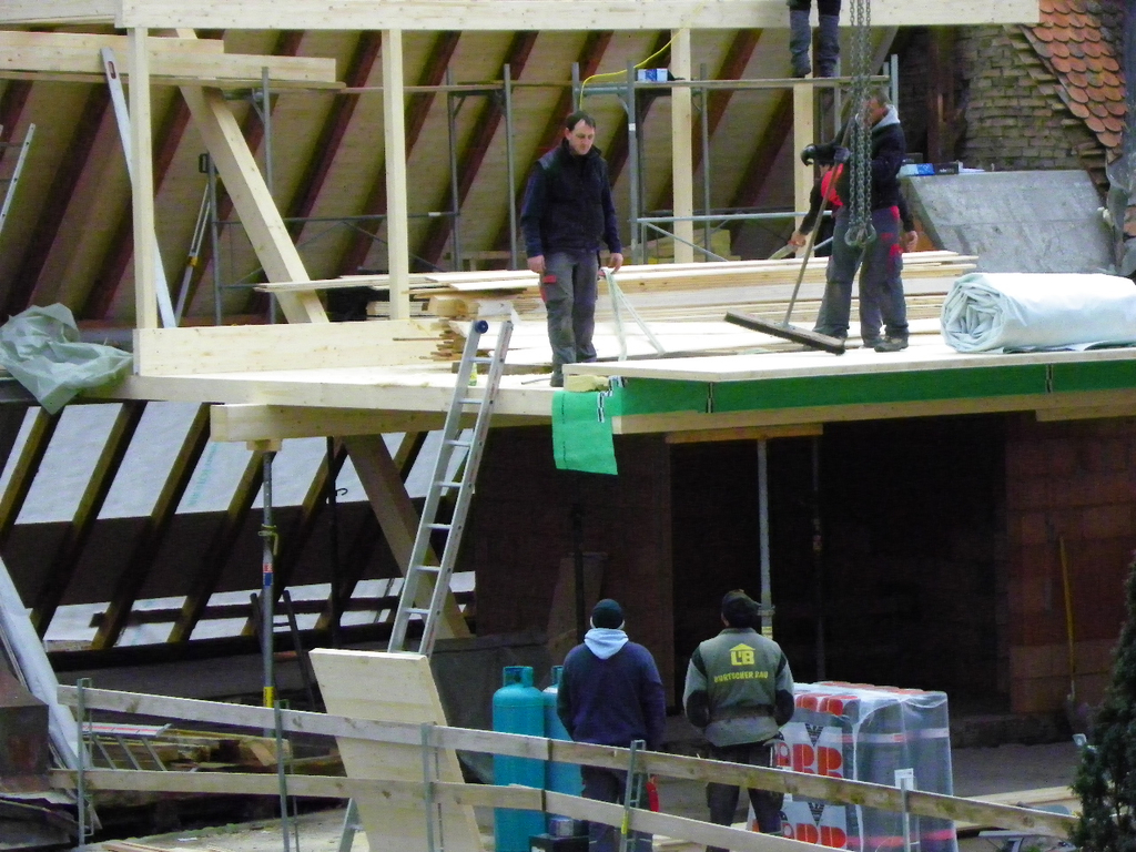 113_4915_JPG-1324943567