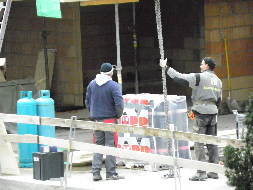 113_4921_JPG-1324943614