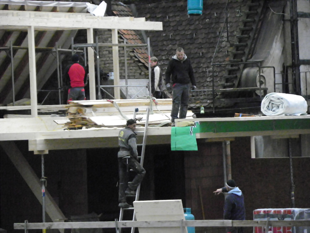 113_4925_JPG-1324943632