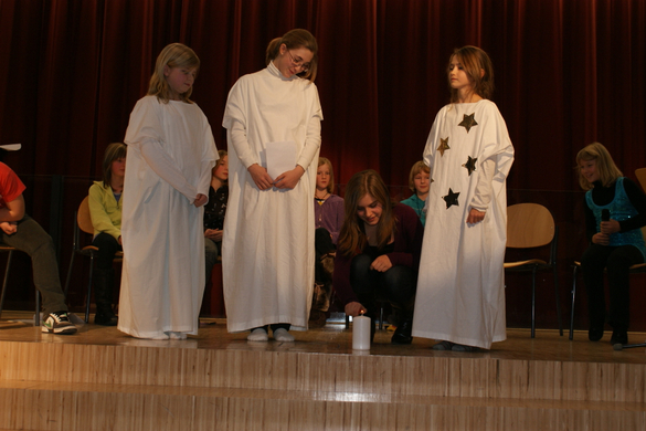 Advent 43.JPG