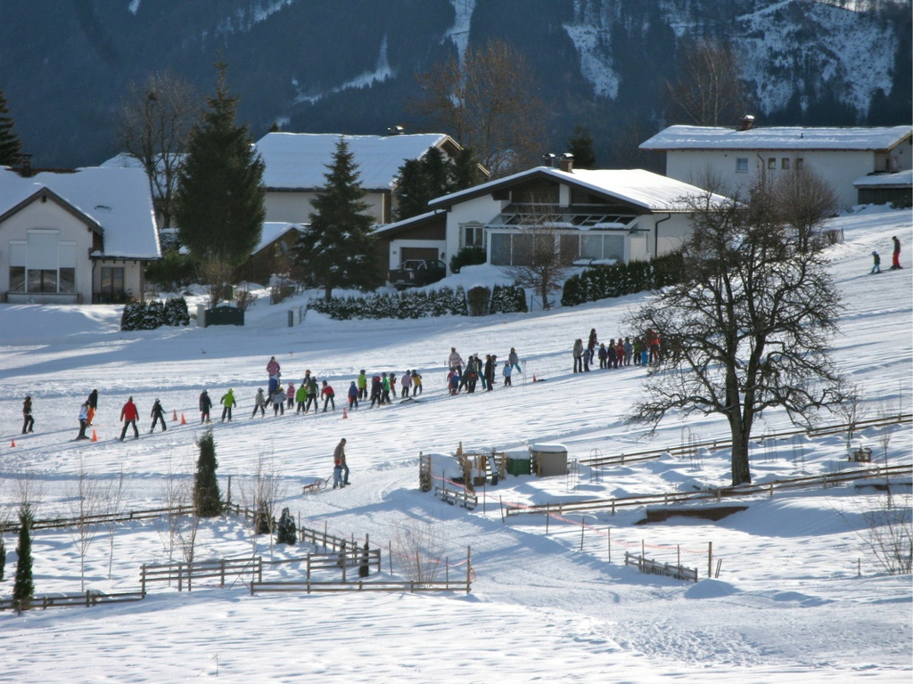 BK_Gurtis Winter 5_jpg-1325077088