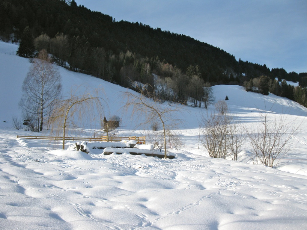 BK_Gurtis Winter 16_jpg-1325077172